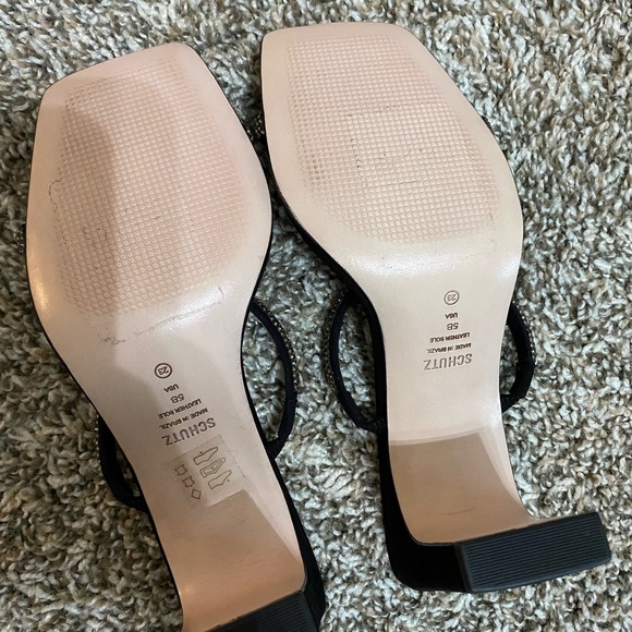 Schutz new size 5 - Picture 4 of 6